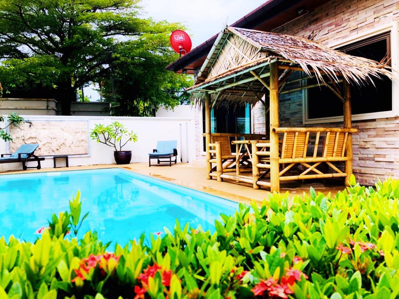 Thai Family Rawai Swimming Pool Villa Hotel Exterior photo
